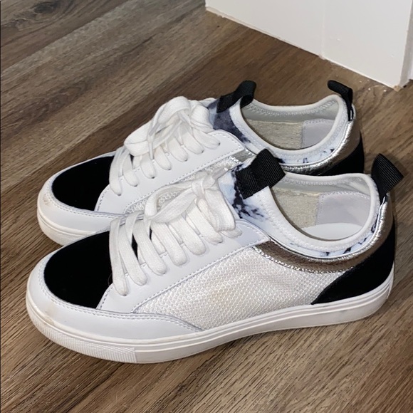 Steve Madden Bliss Sneakers - Picture 7 of 8